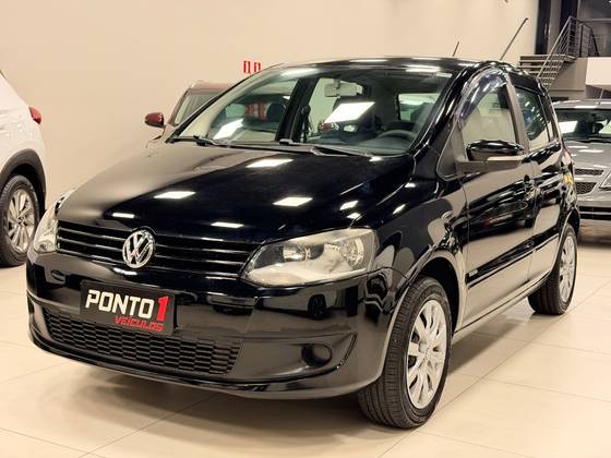 VOLKSWAGEN FOX 1.0 MI 8V FLEX 4P MANUAL VOLKSWAGEN FOX 1.0 MI 8V FLEX 4P MANUAL